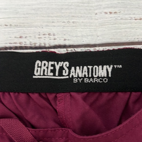 Grey’s Anatomy Scrubs - NWOT tags - Picture 10 of 11
